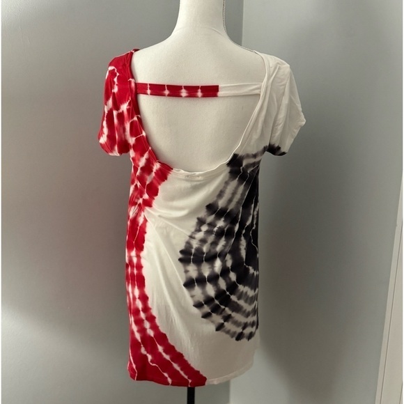 Cable and Gauge Scoop-neck T-shirt strap across back Red/white & blue TIE DYE M - Picture 4 of 10